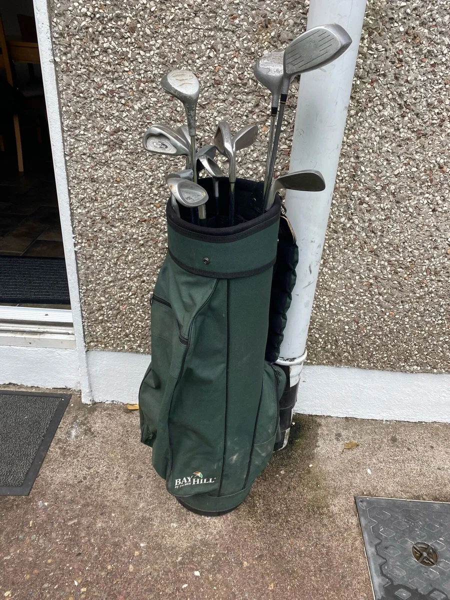 Golf clubs and bag RH - Image 1