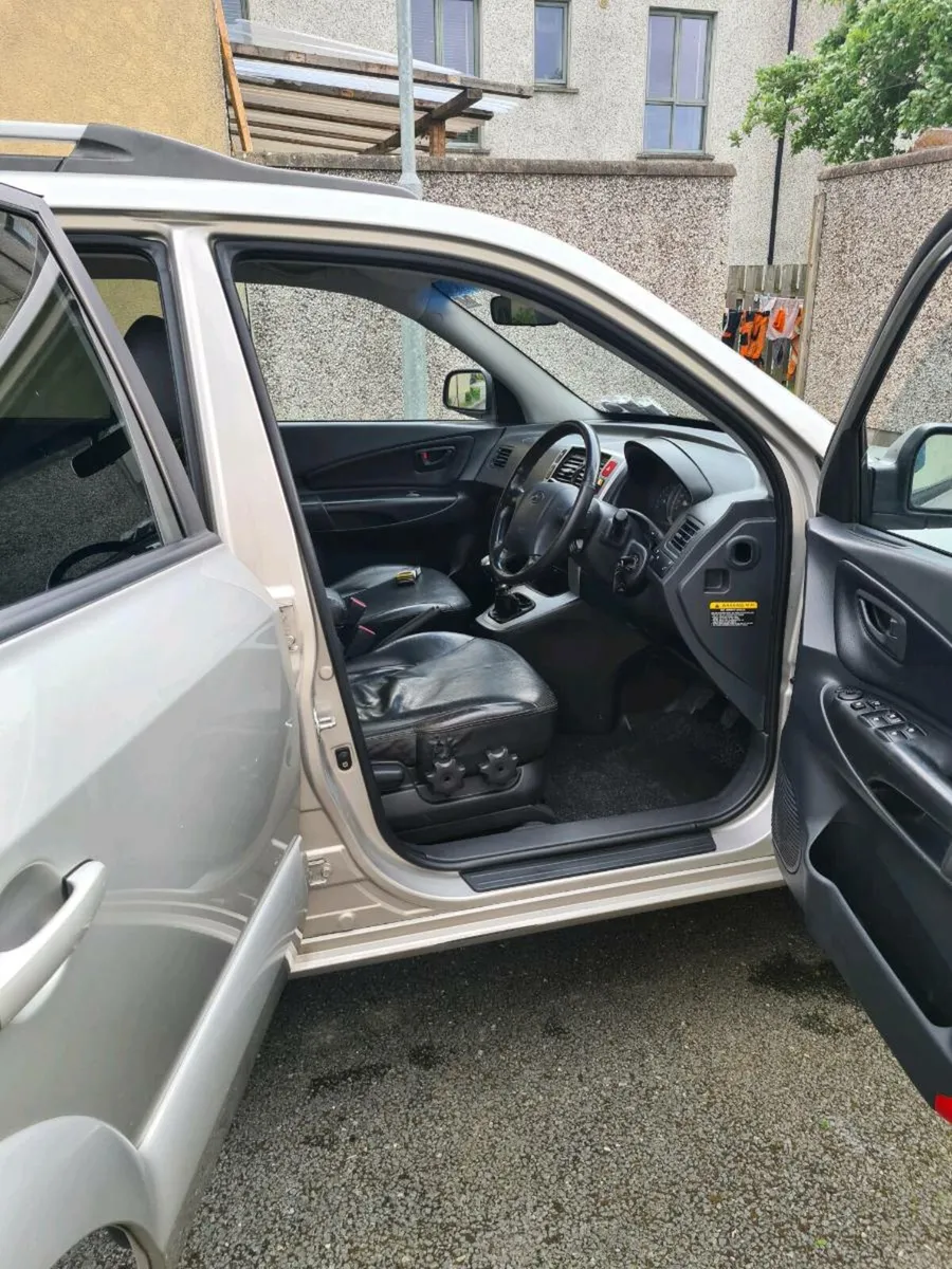 Hyundai tucson - Image 4