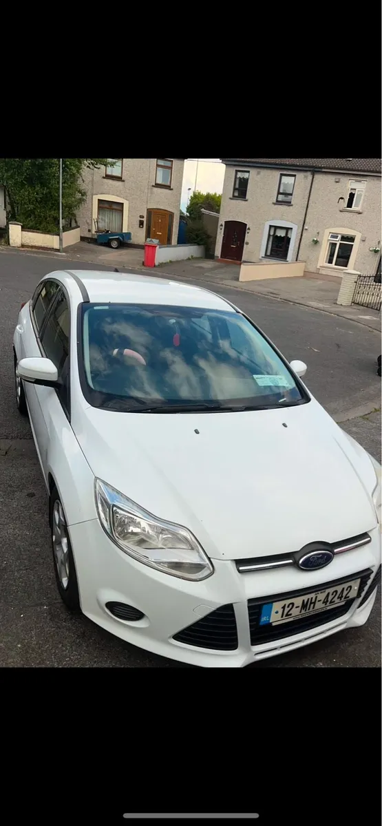 White ford focus 2012 1.6 diesel - Image 1