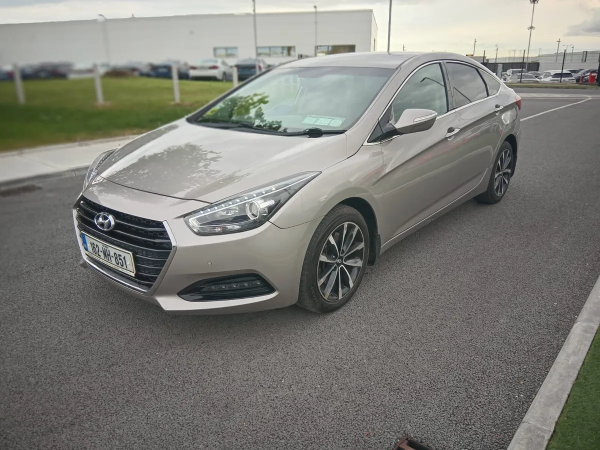 2016 Hyundai i40 salon 4dr - Image 3