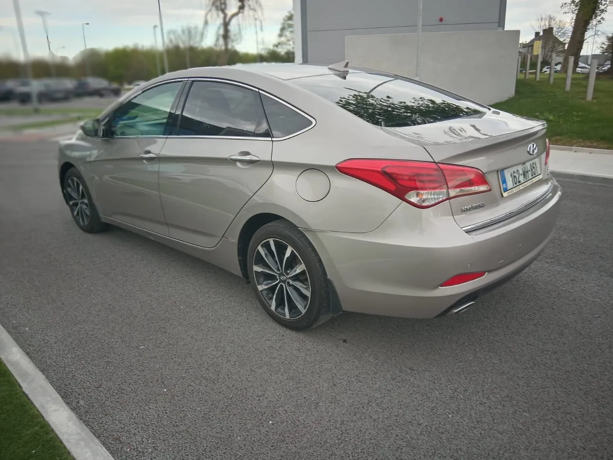 2016 Hyundai i40 salon 4dr - Image 4