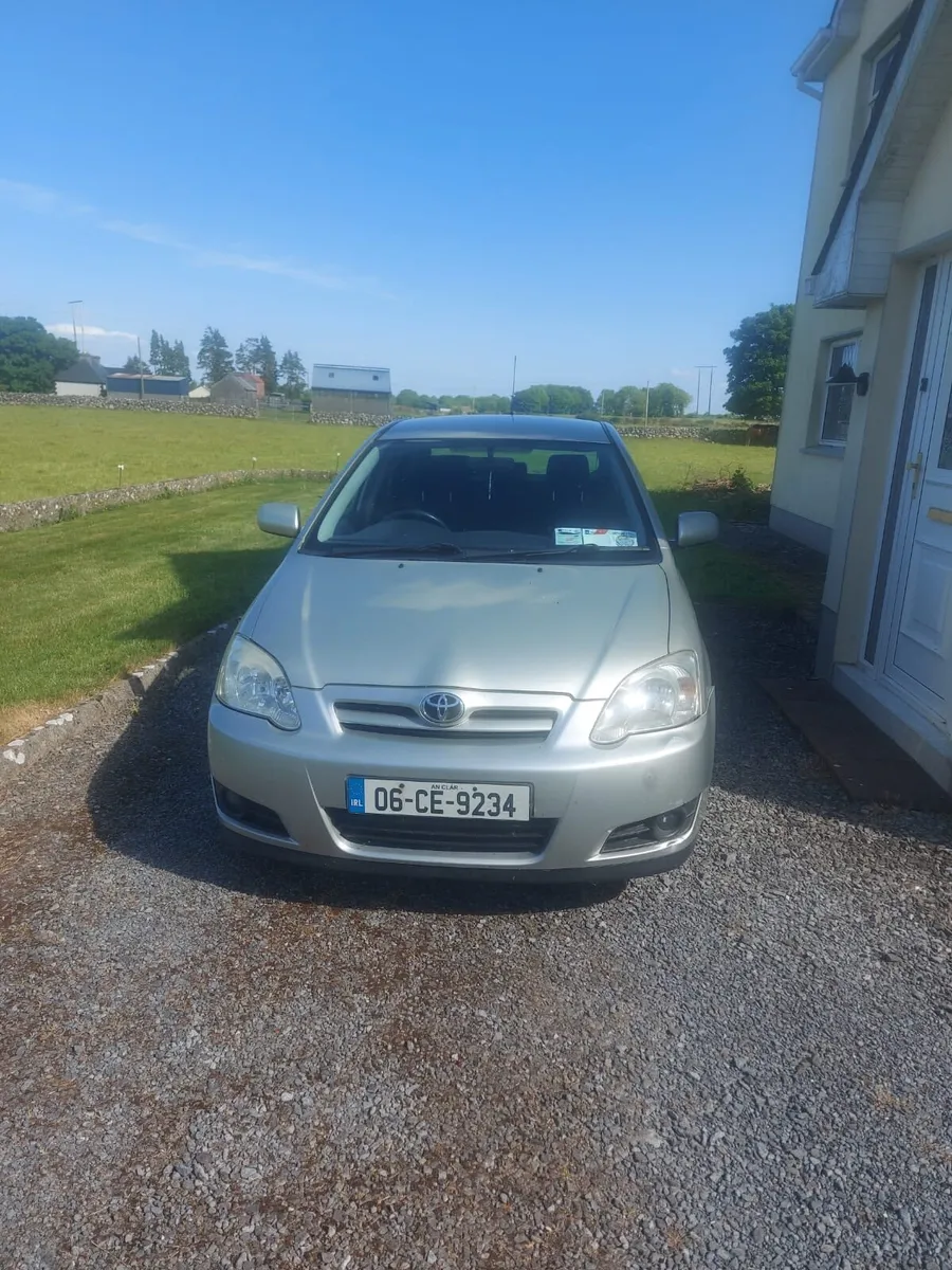 Toyota Corolla - Image 2
