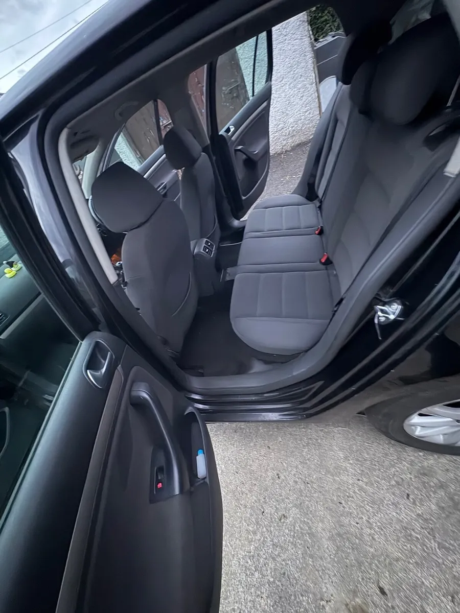 Volkswagen Golf 2008 - Image 4