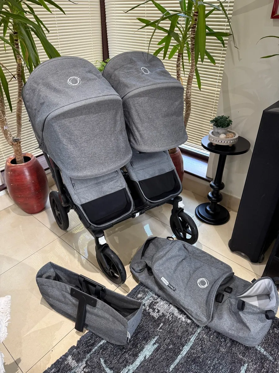 Bugaboo donkey duo in Swords