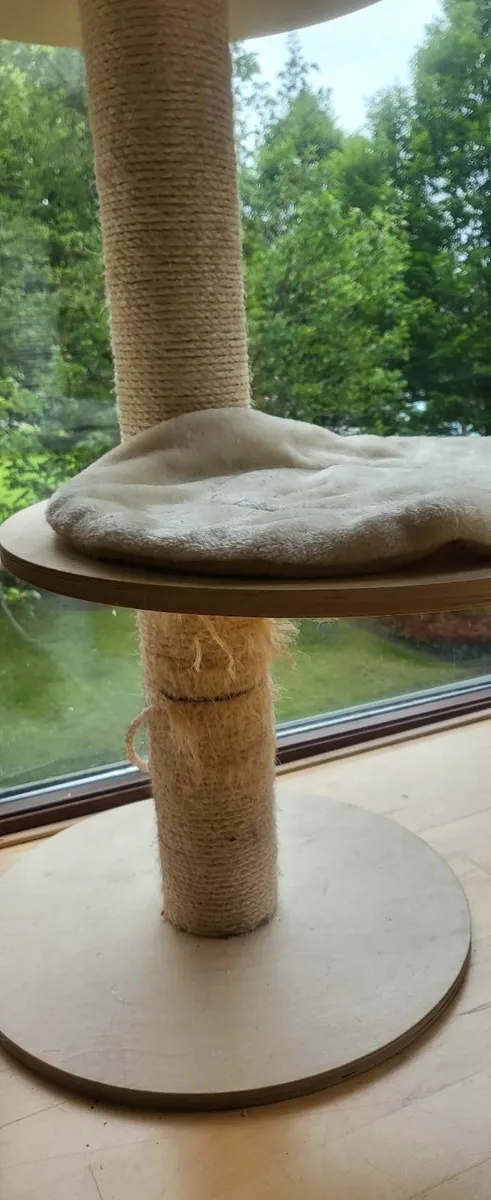 cat tree - Image 2