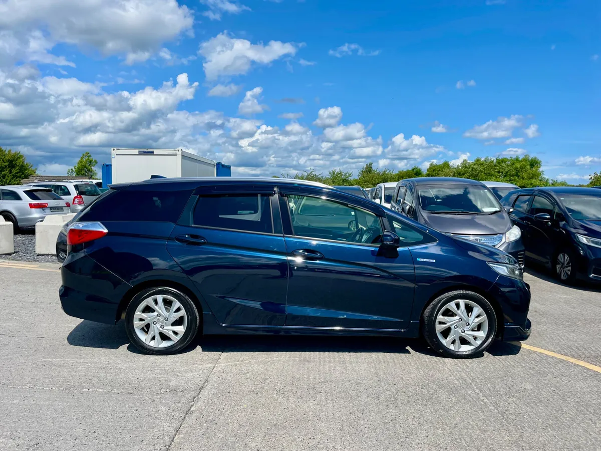 HONDA SHUTTLE 2016 (1.5, HYBRID) - Image 4