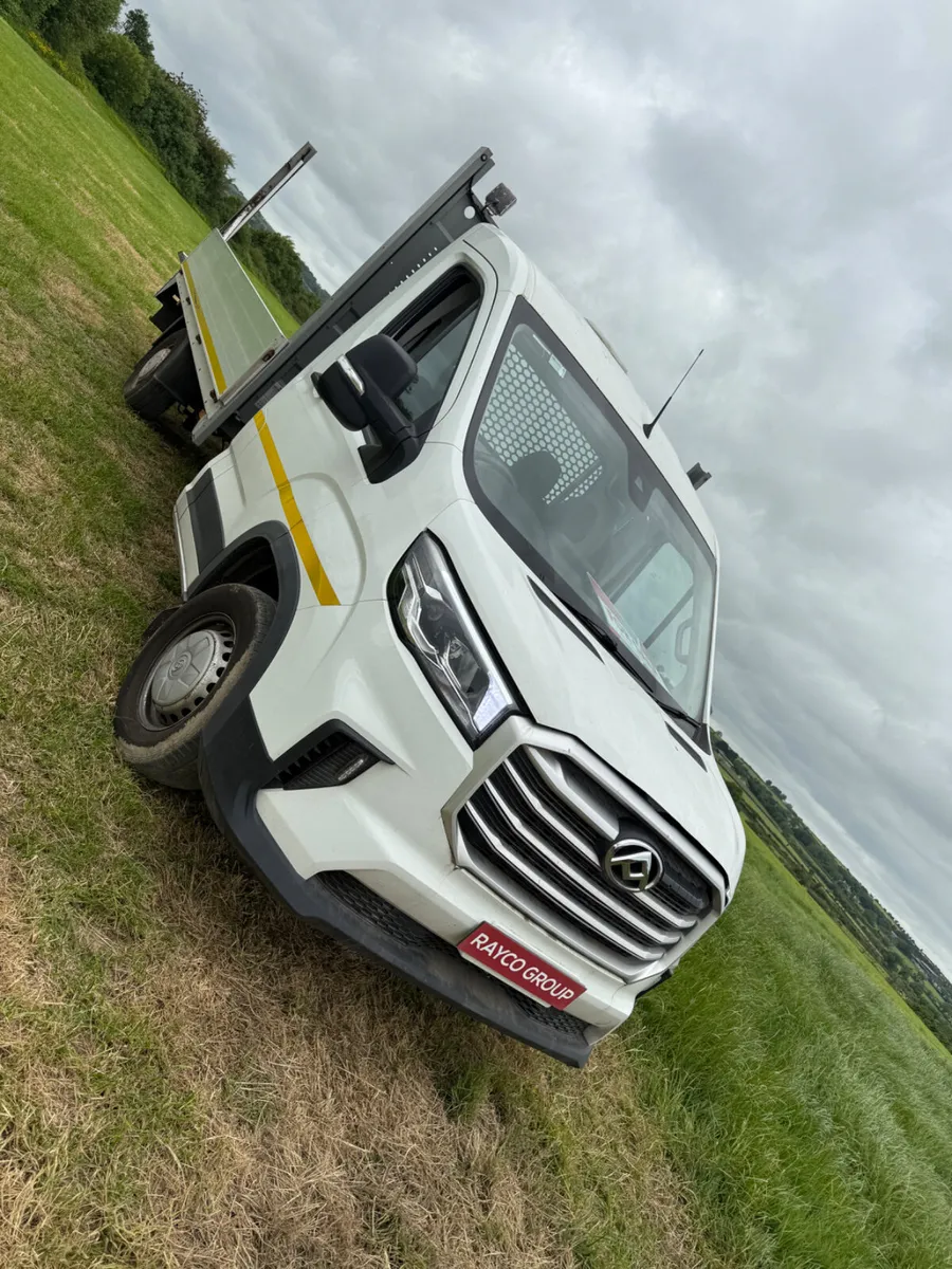 2022 LDV FLATBED - Image 1