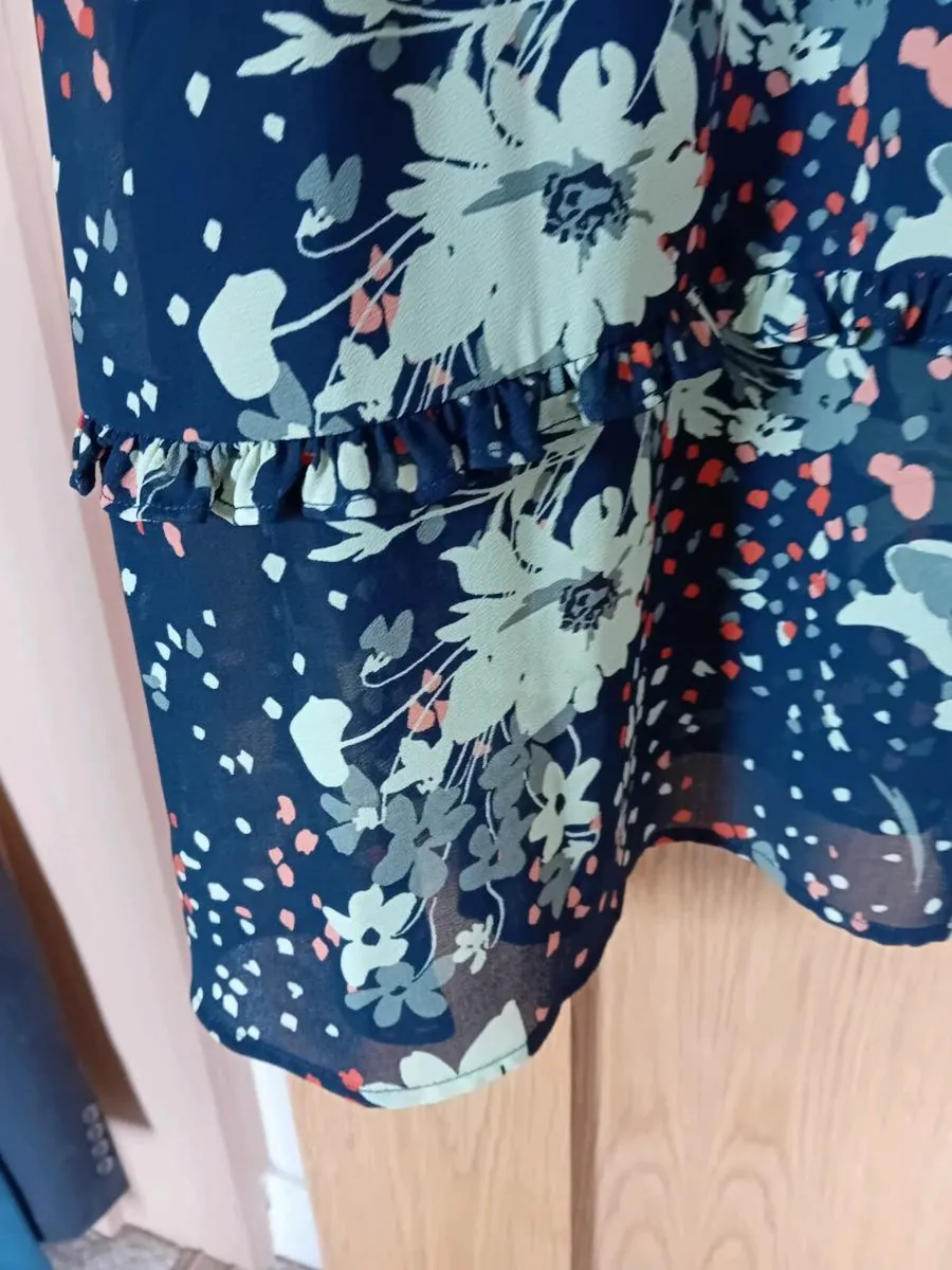 Ladies Dress - Size 16 - Image 2