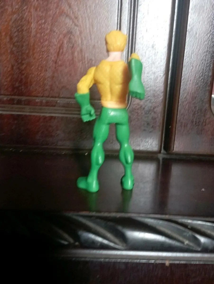 DC DIRECT AQ..UAMAN FIGURE JUSTIICE  LEAGUE - Image 3