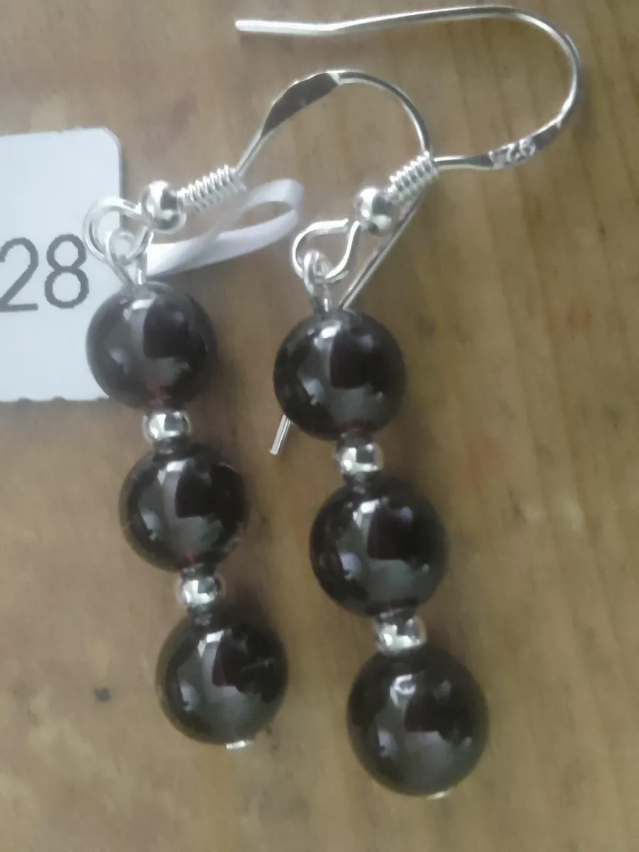 STERLING SILVER RED GARNET DROP EARRINGS NEW - Image 1
