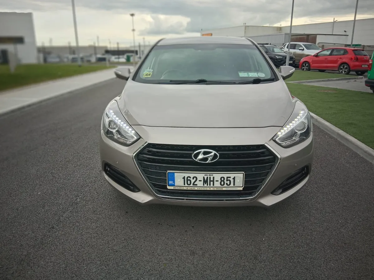 2016 Hyundai i40 salon 4dr - Image 1
