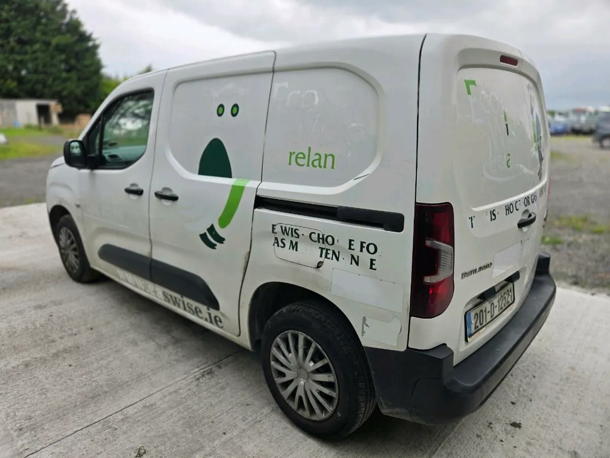 2020 Citreon Berlingo - Image 3