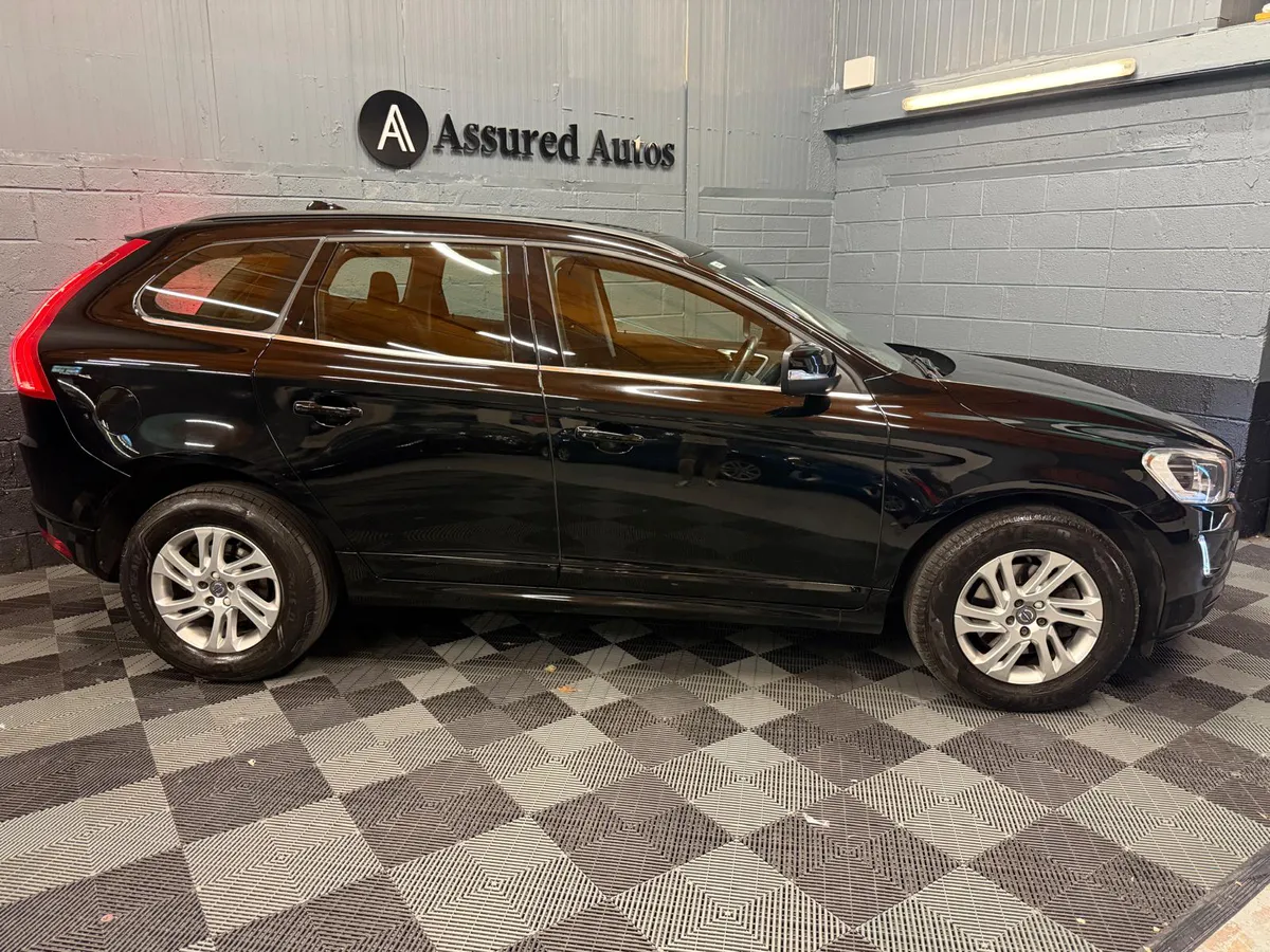 Volvo XC60 2Ltr D4 190Bhp SE/NAV - Image 2