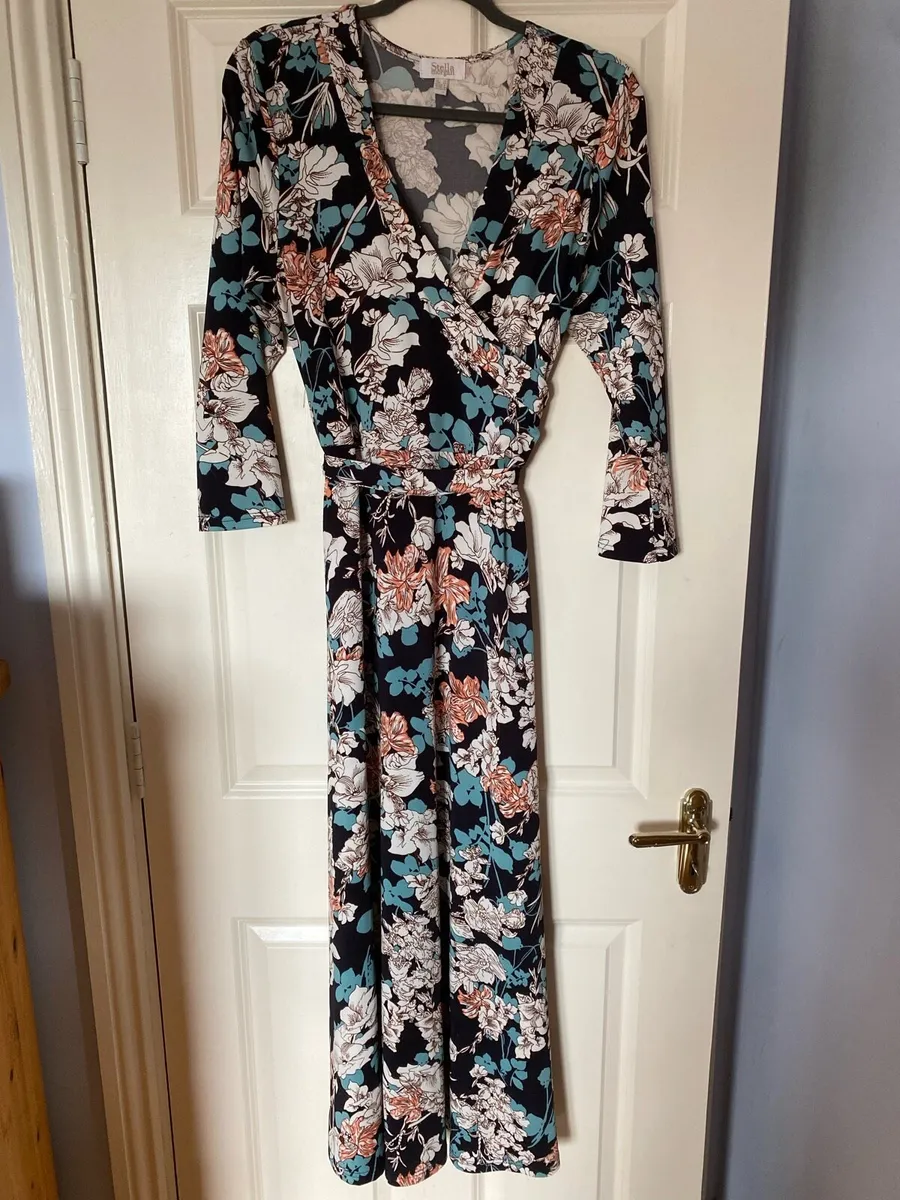 Ladies dress - Image 1