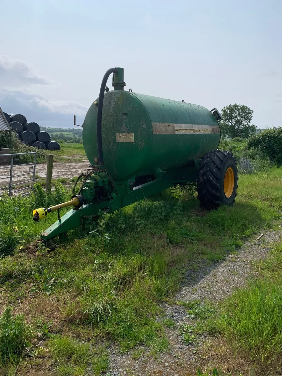 Slurry tank - Image 1