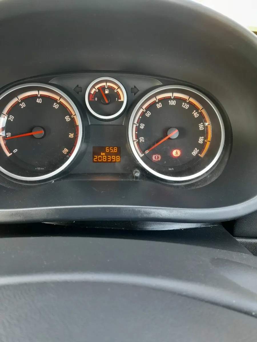 Opel Corsa 2008 - Image 4
