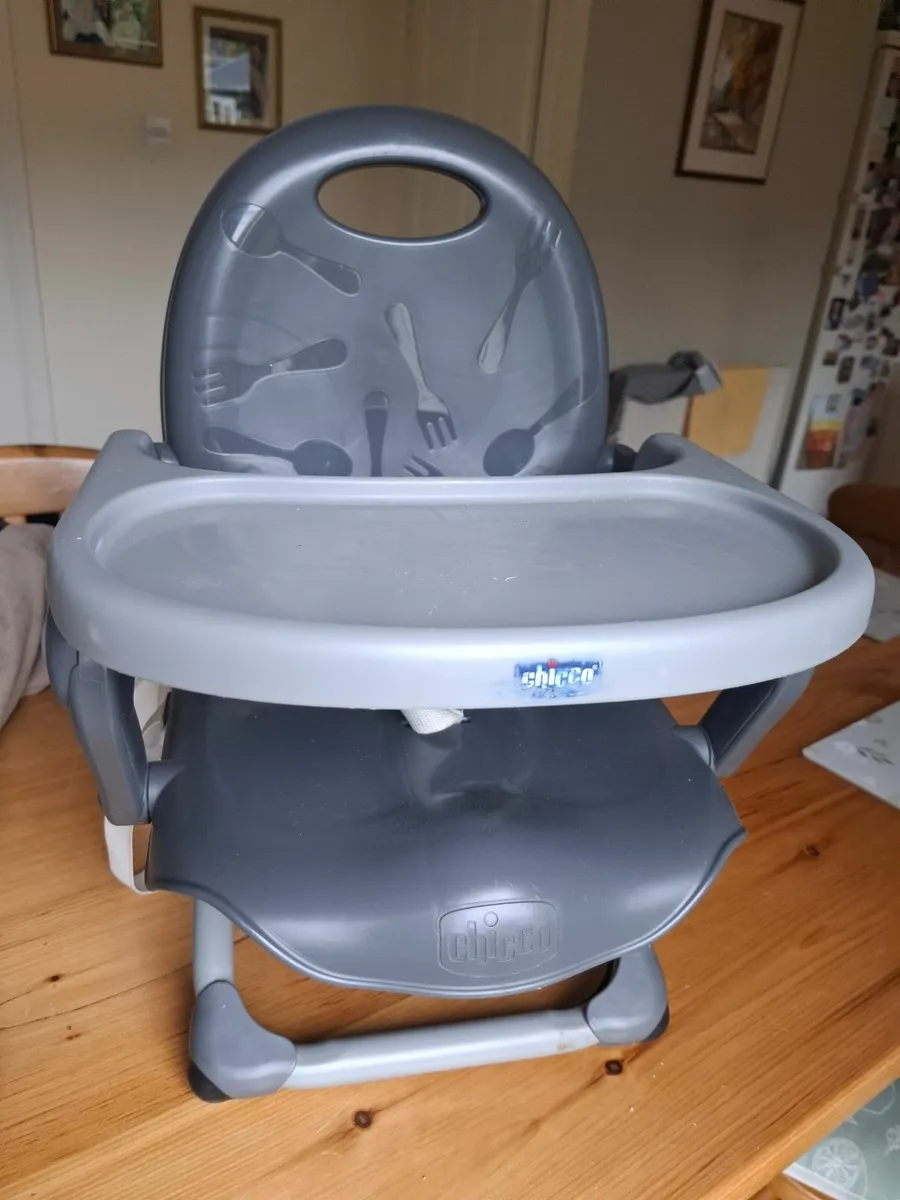 High chair - Image 1