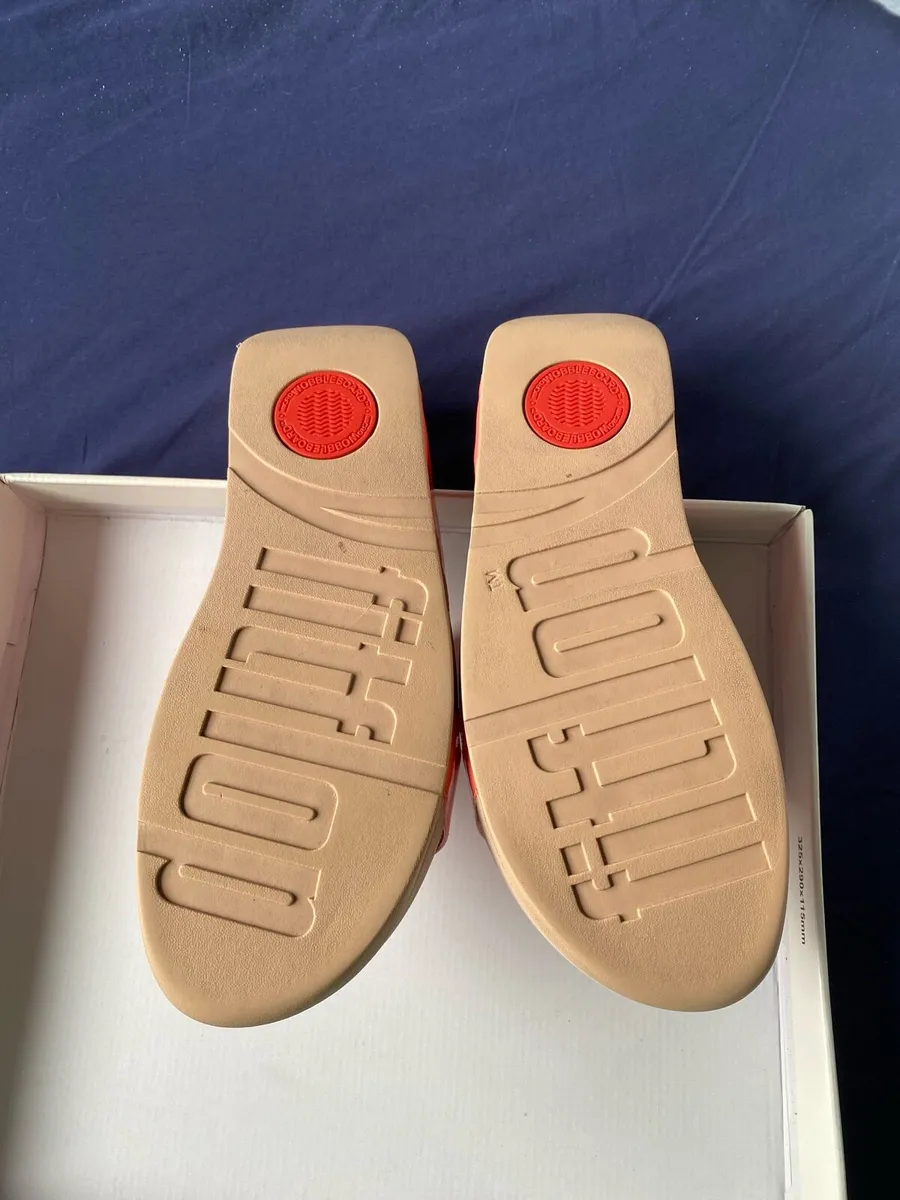 Ladies sandals - Image 3