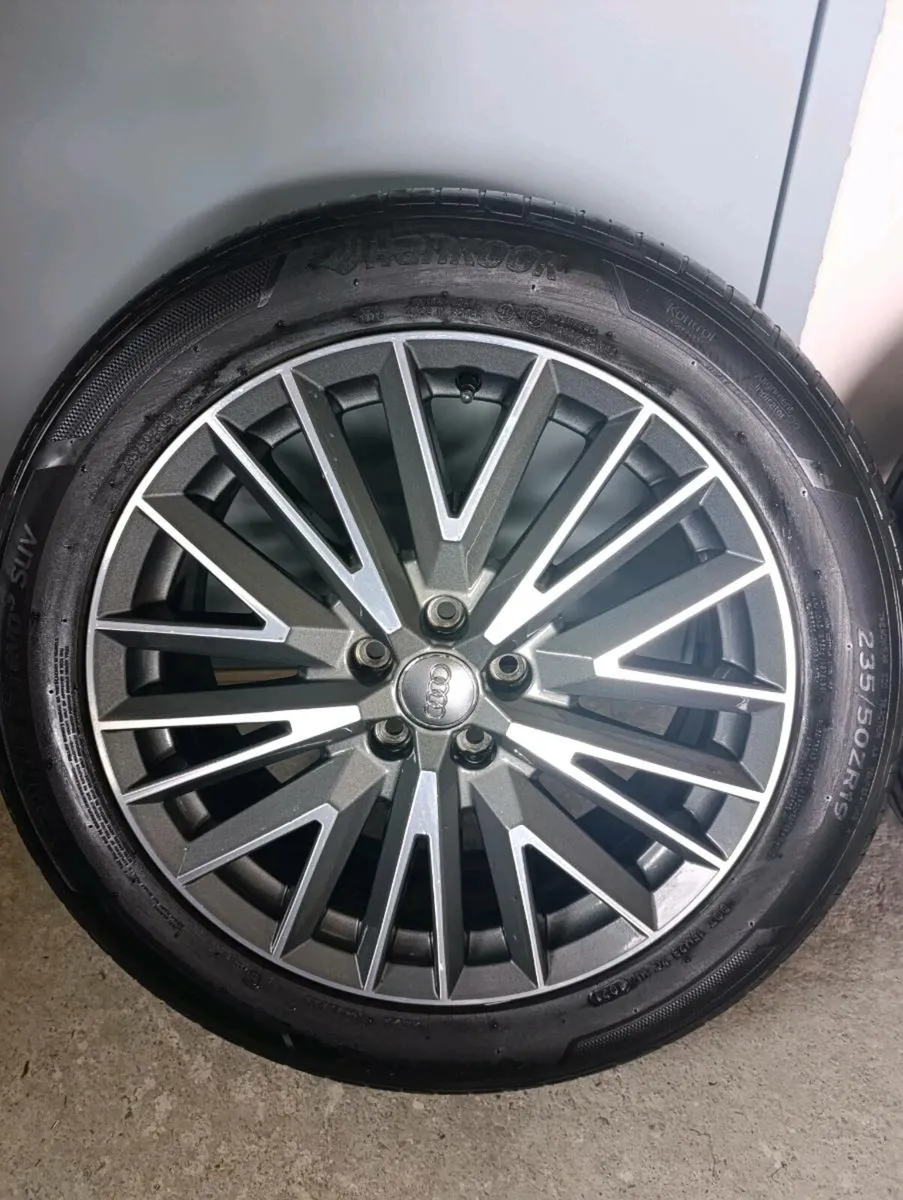 AUDI SLINE DIAMOND CUT 19" ALLOYS - Image 4