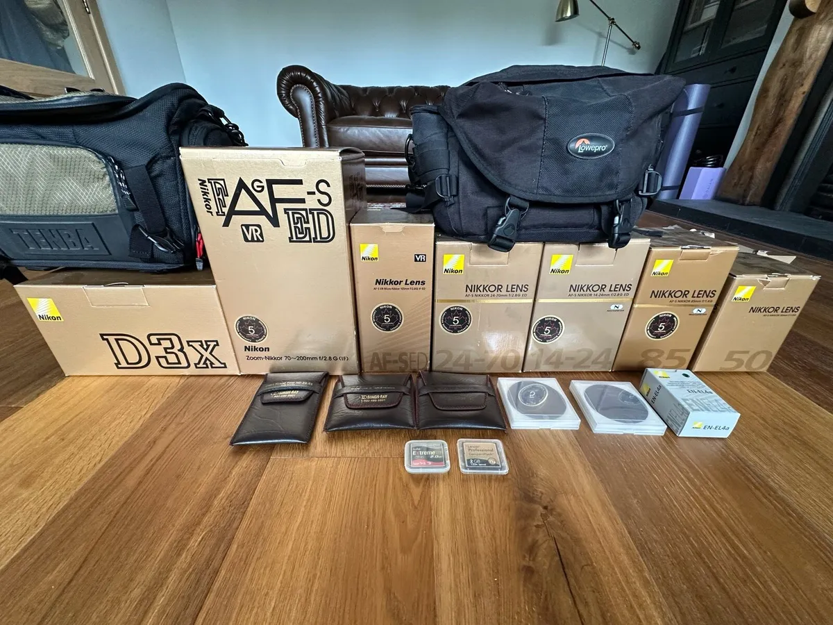 Nikon D3x DSLR camera bundle with lenses - Image 1