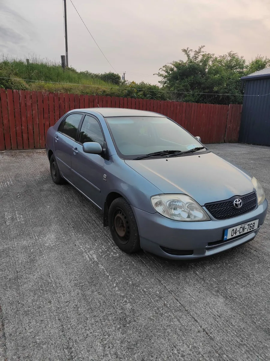 Toyota corolla - Image 1