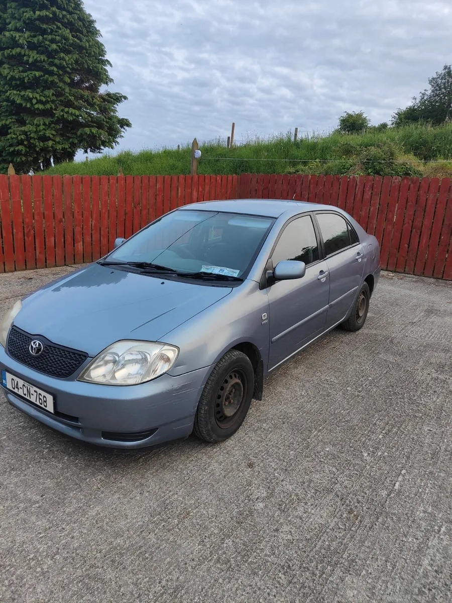 Toyota corolla - Image 2