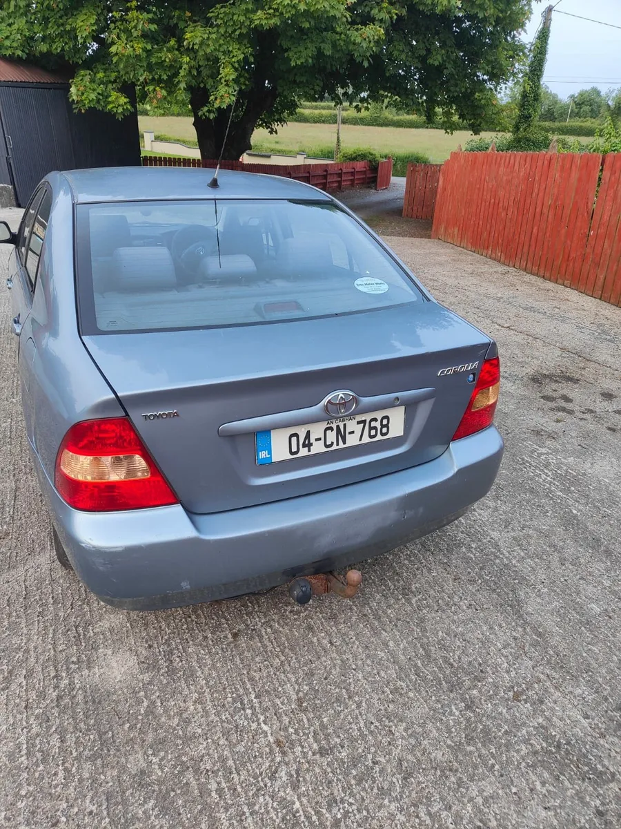 Toyota corolla - Image 3