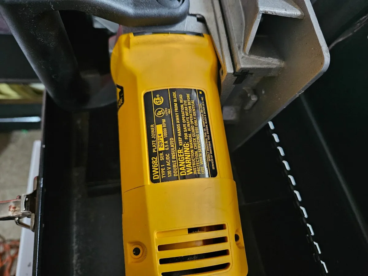 Dewalt plate joiner - Image 2