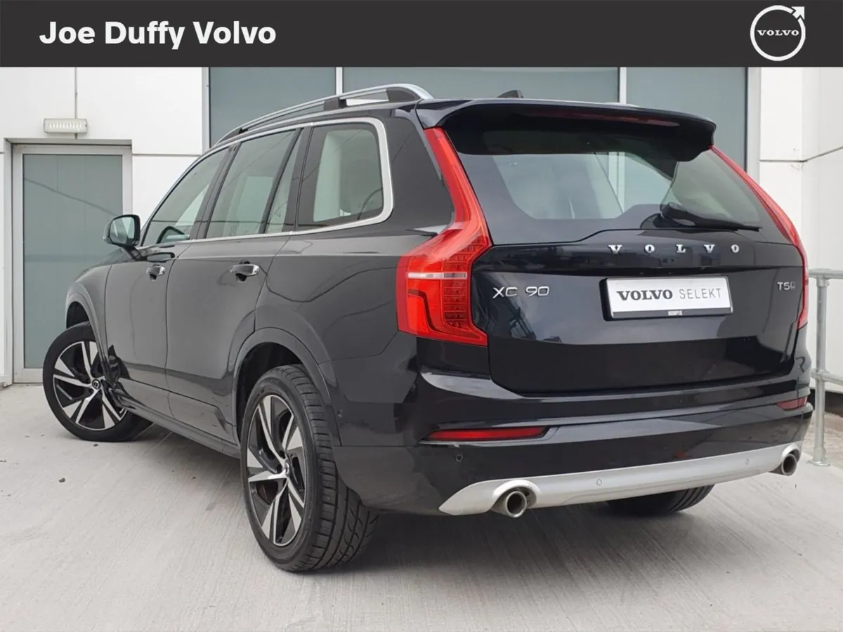 Volvo XC90 T5 (250hp) AWD Momentum Geartronic - Image 3