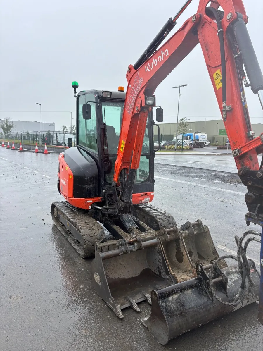 Kubota kx030-4 - Image 4