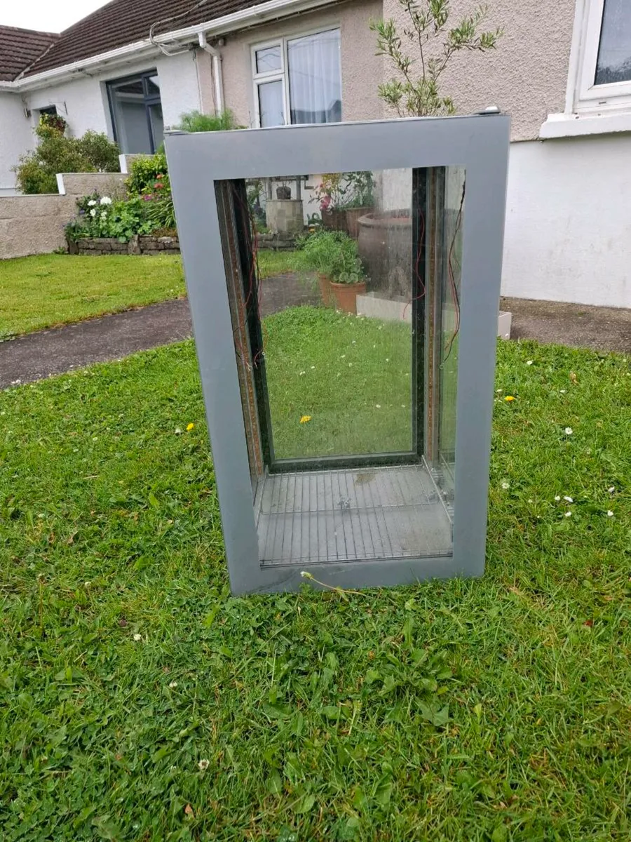 Glass cabinet (mini glasshouse) - Image 2