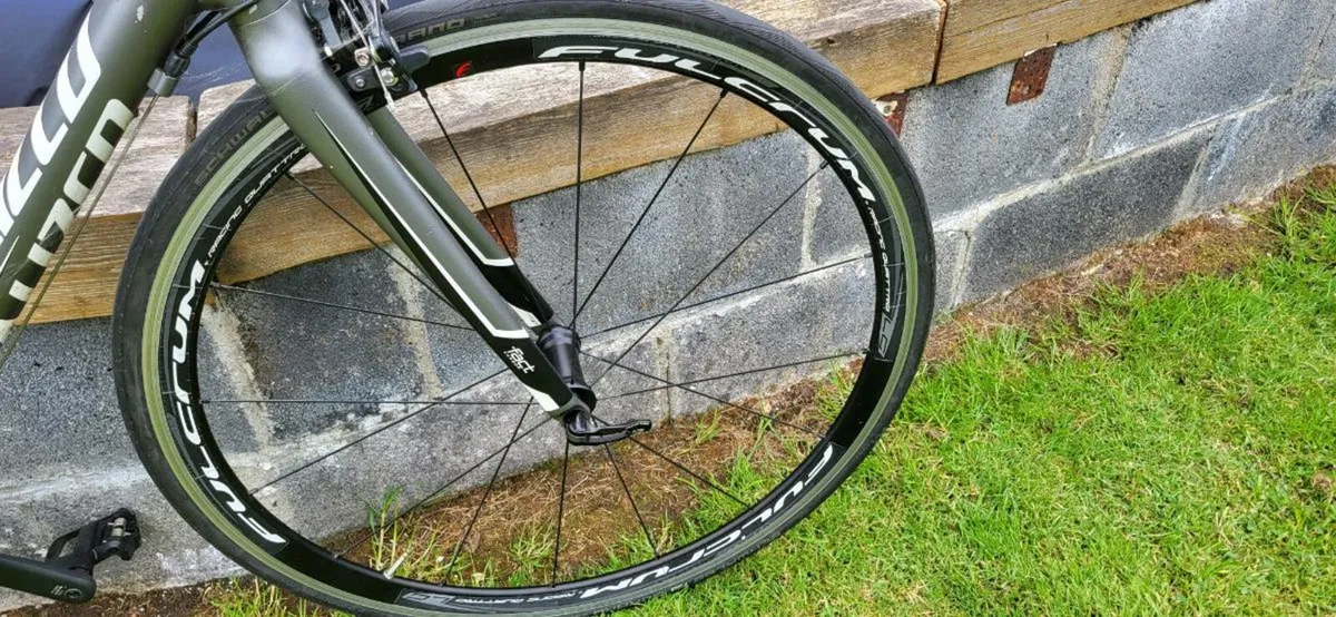 Road bike - Image 3