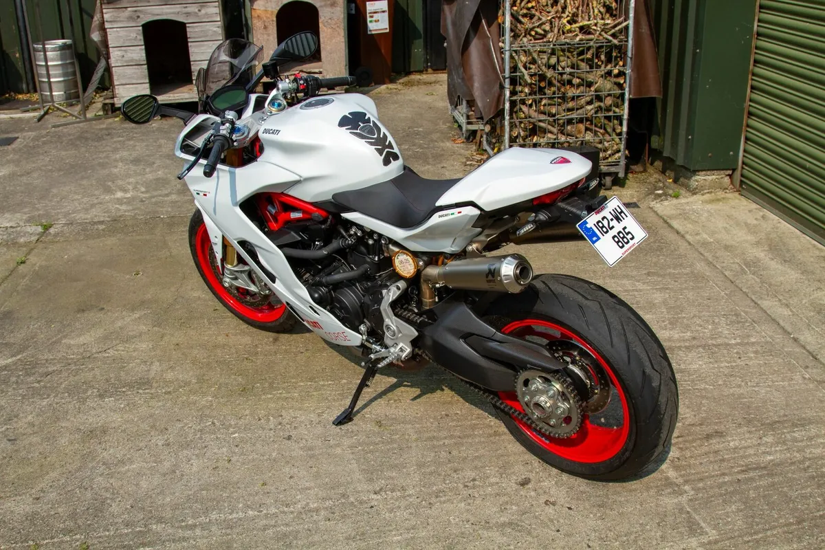 Ducati Supersport 950 S - Image 2