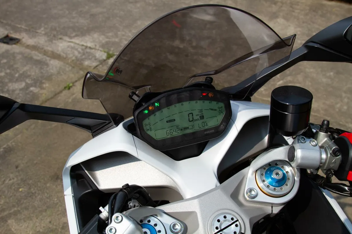 Ducati Supersport 950 S - Image 3