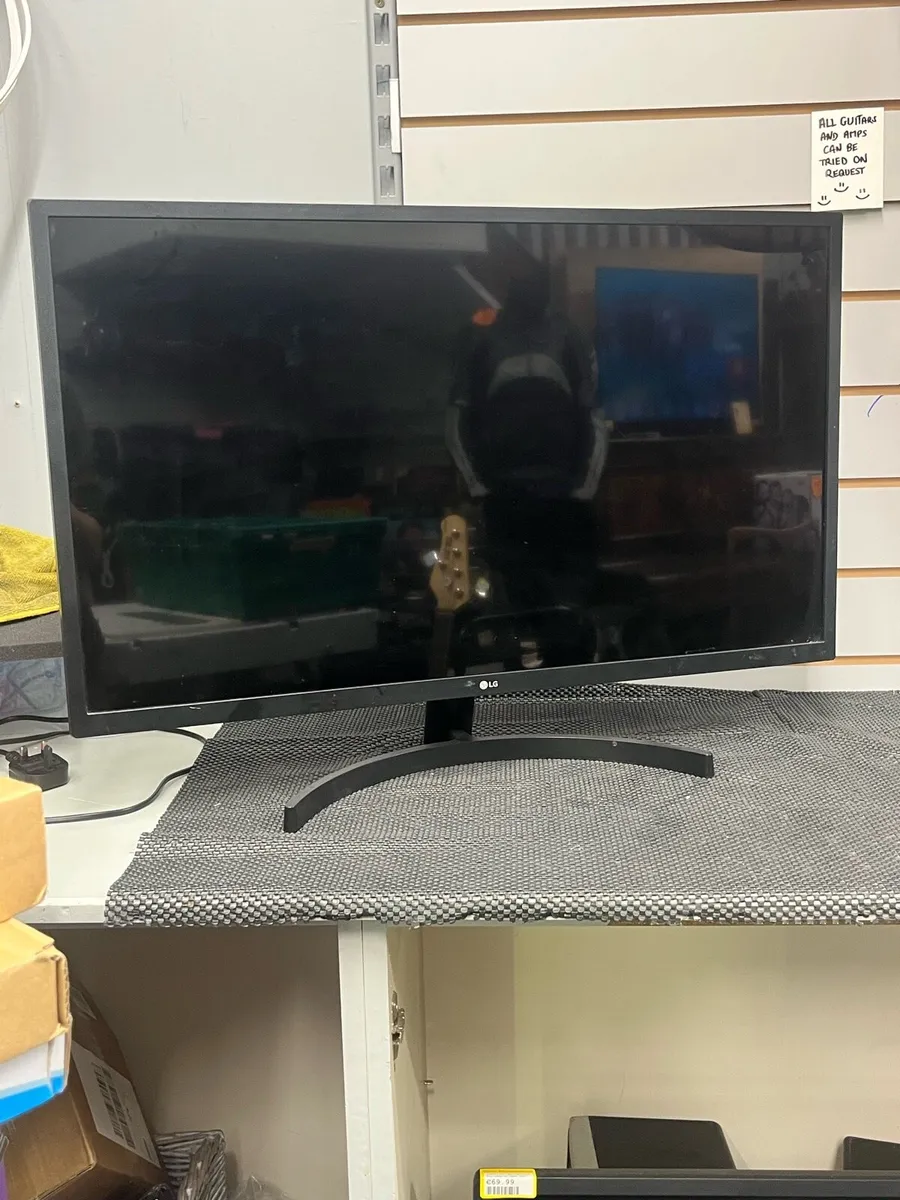 LG 32” Monitor - Image 1