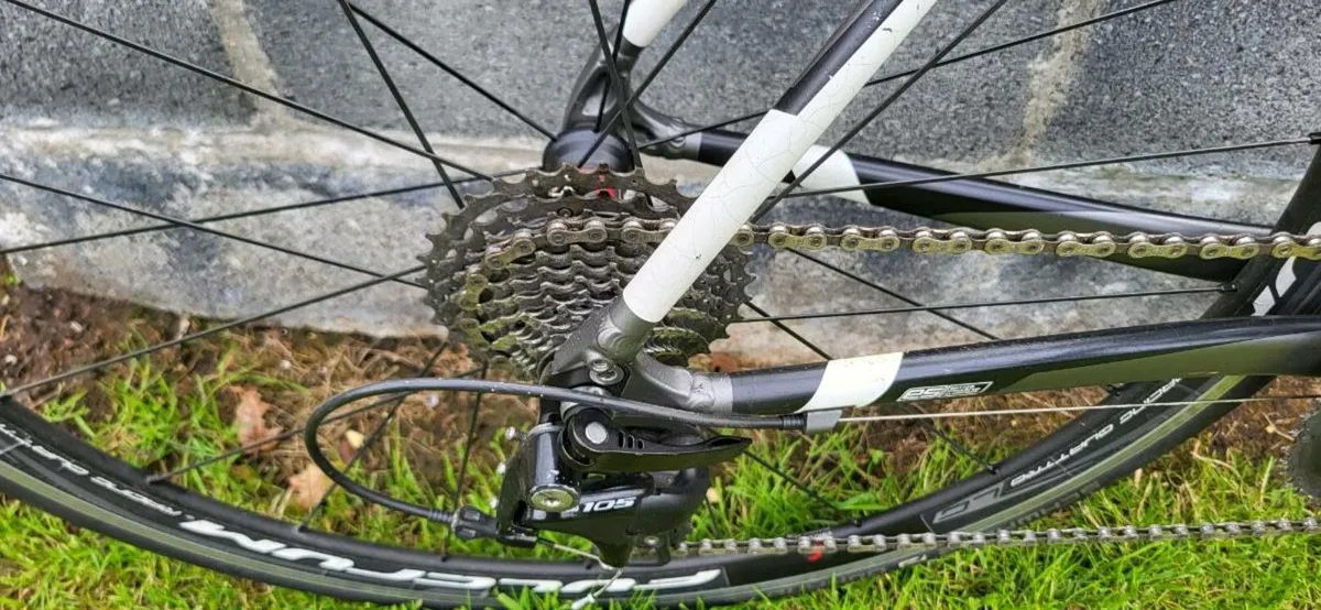 Road bike - Image 4