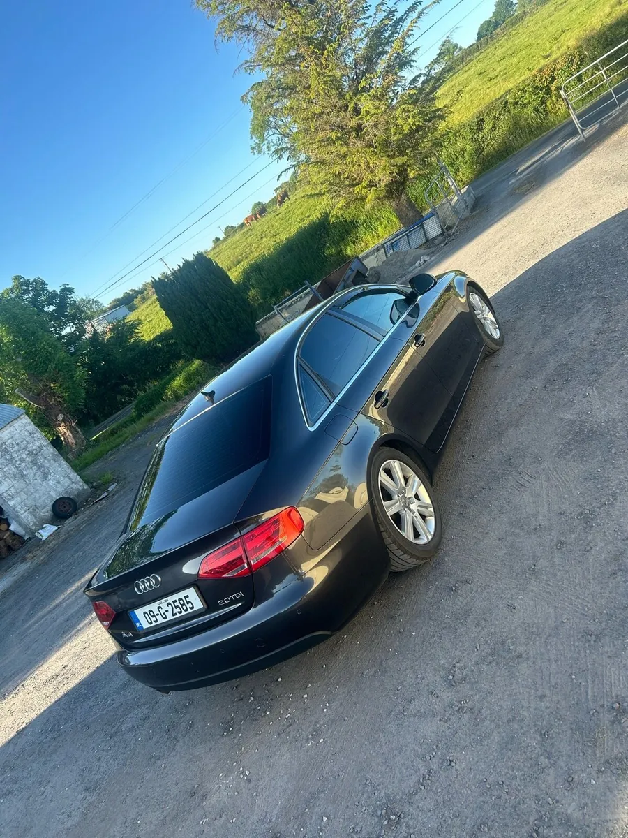 09 Audi A4 - Image 4