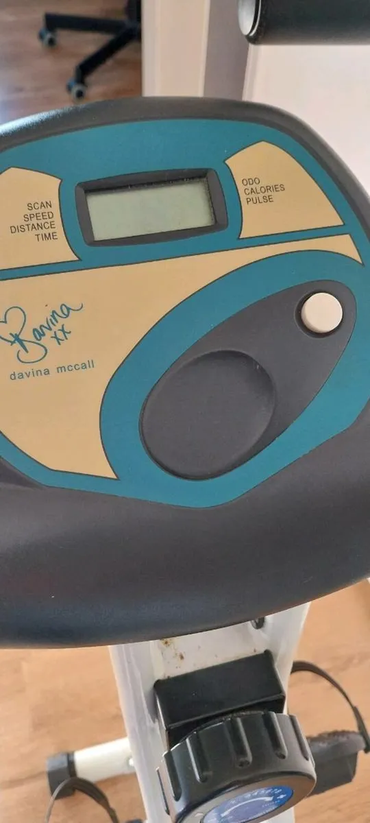 Exercise bike - Image 4