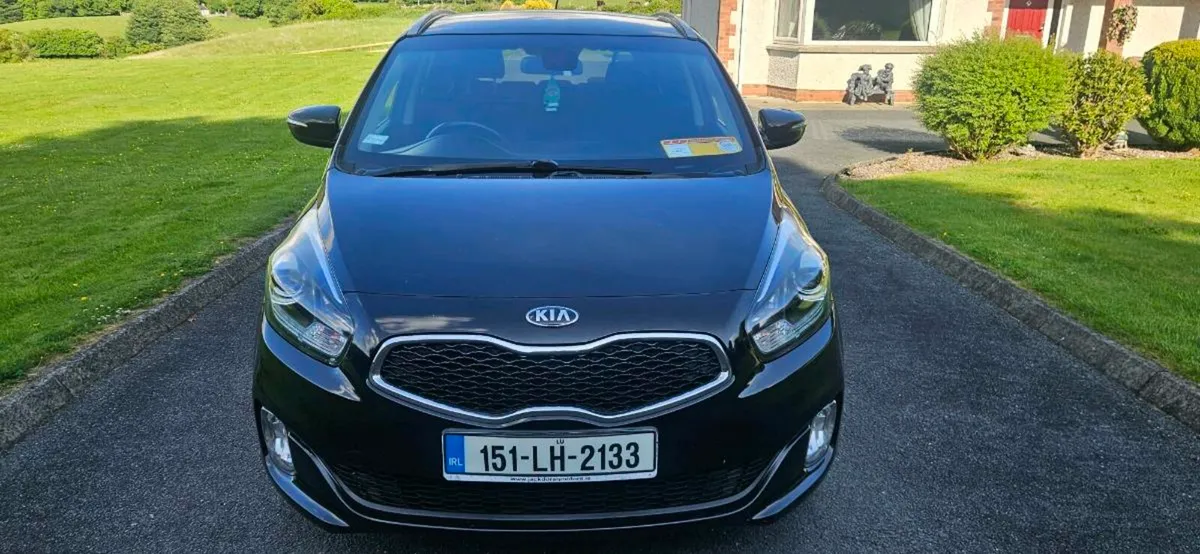 Kia Carens  7 seater - Image 2