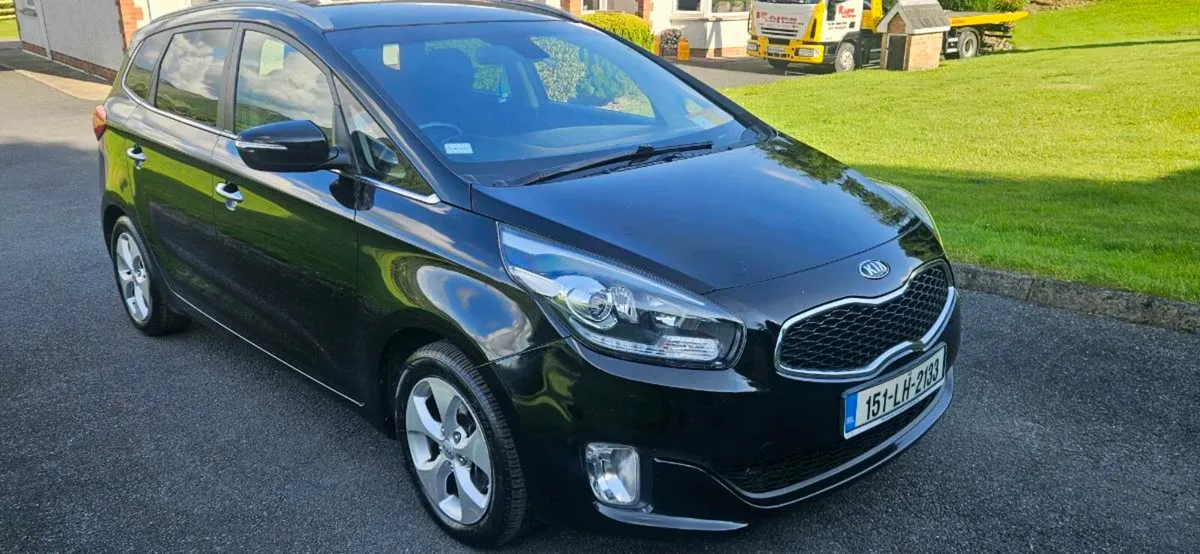 Kia Carens  7 seater - Image 3