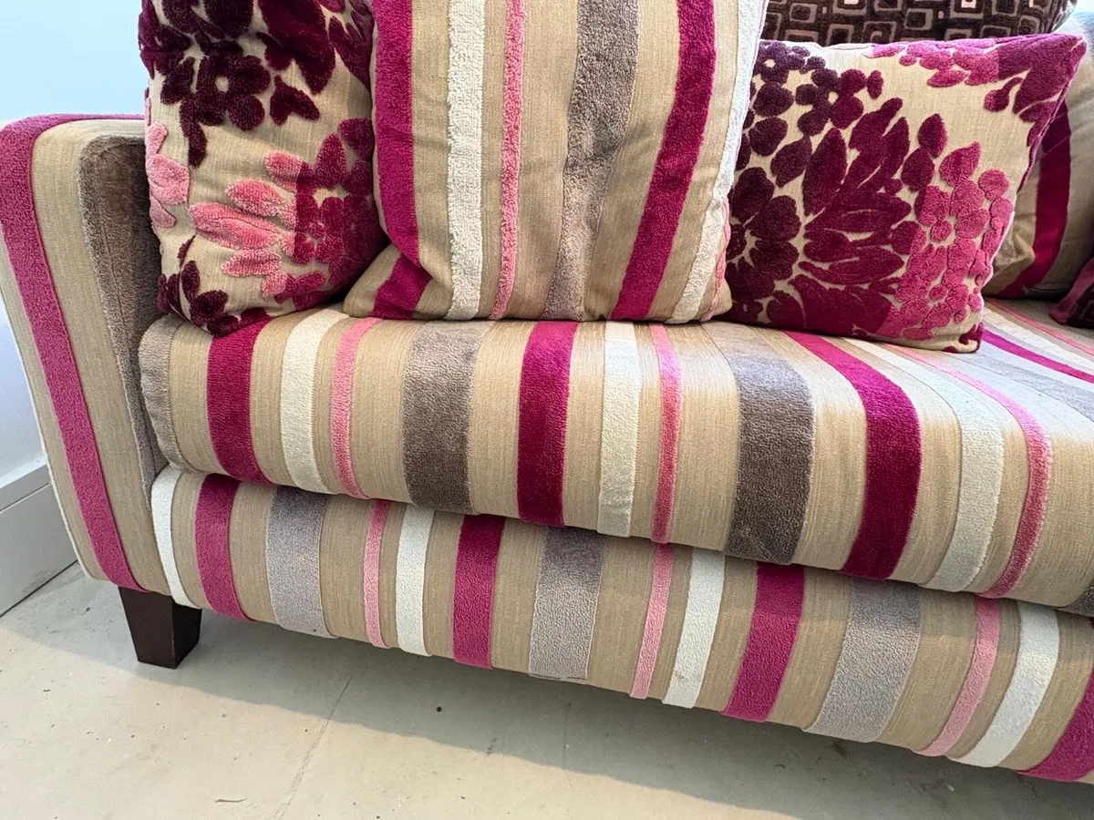 2 x Designer Guild Couches - Image 4