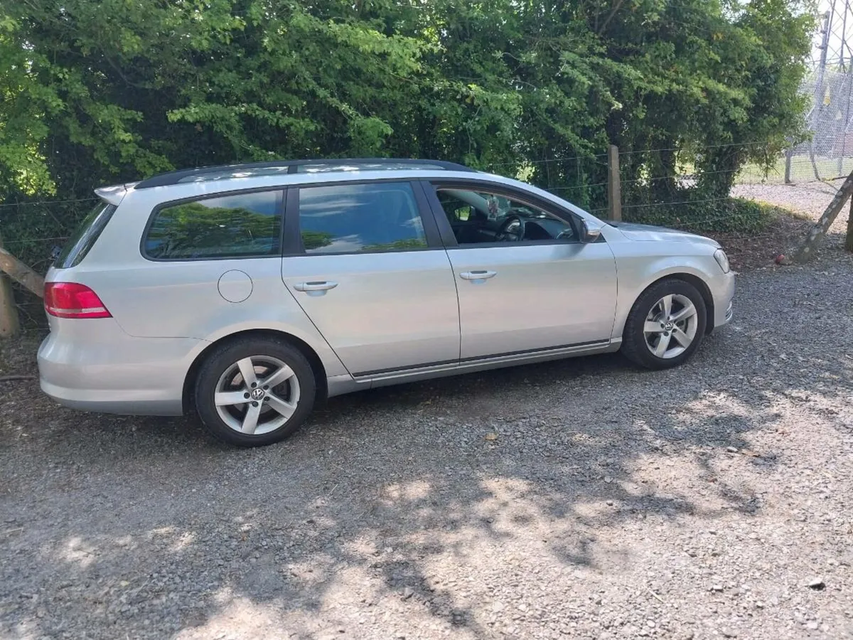 Volkswagon passat - Image 4