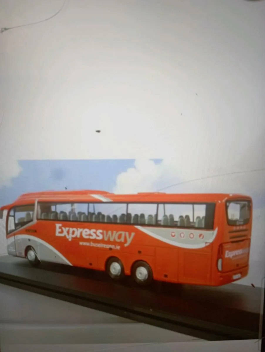 OXFORD DIE-CAST MODEL BUS BUS EIREANN SINGGLE DECK - Image 3