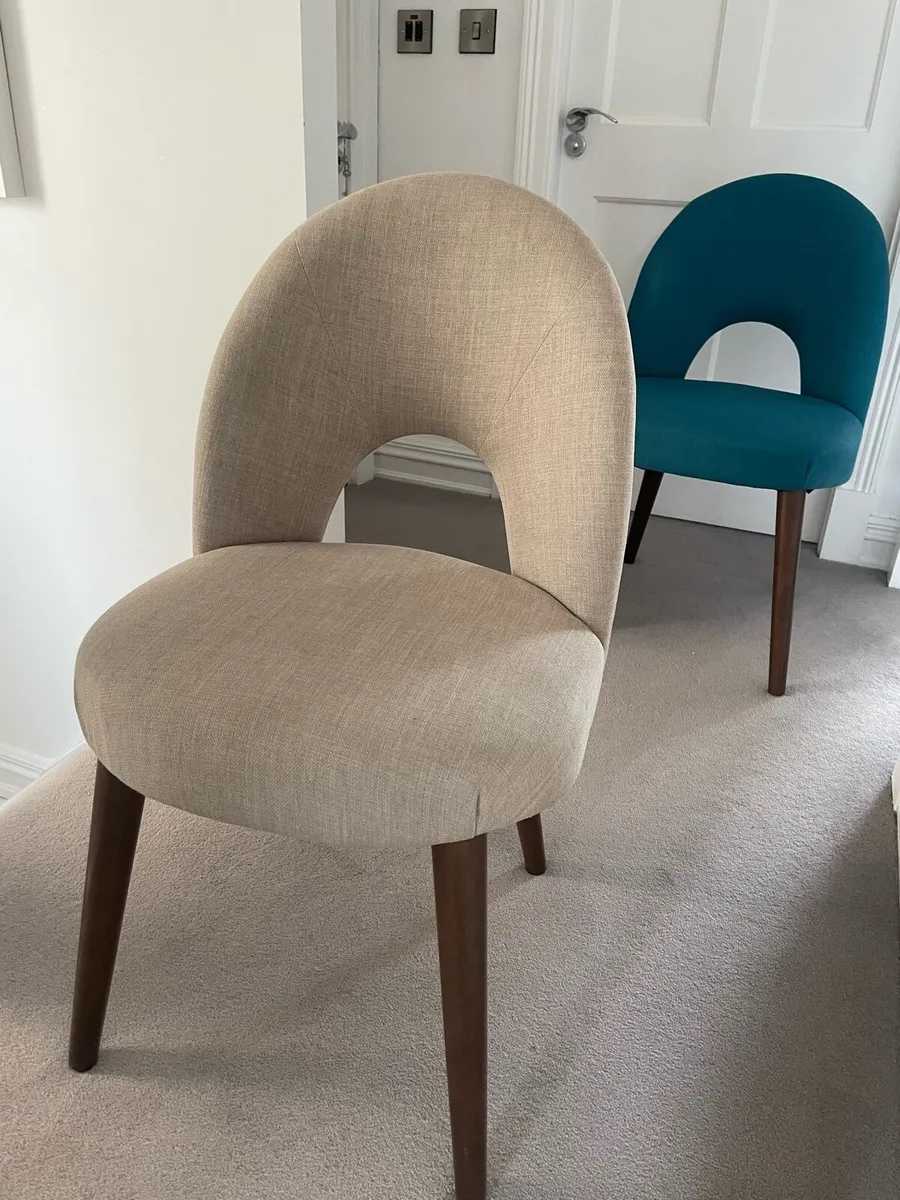 6 Dining chairs - Image 1