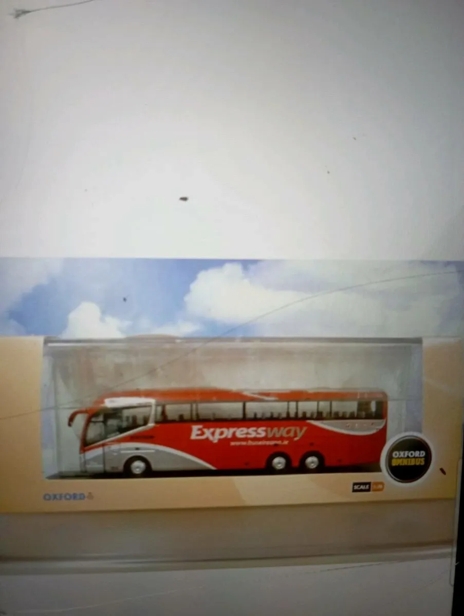 OXFORD DIE-CAST MODEL BUS BUS EIREANN SINGGLE DECK - Image 1