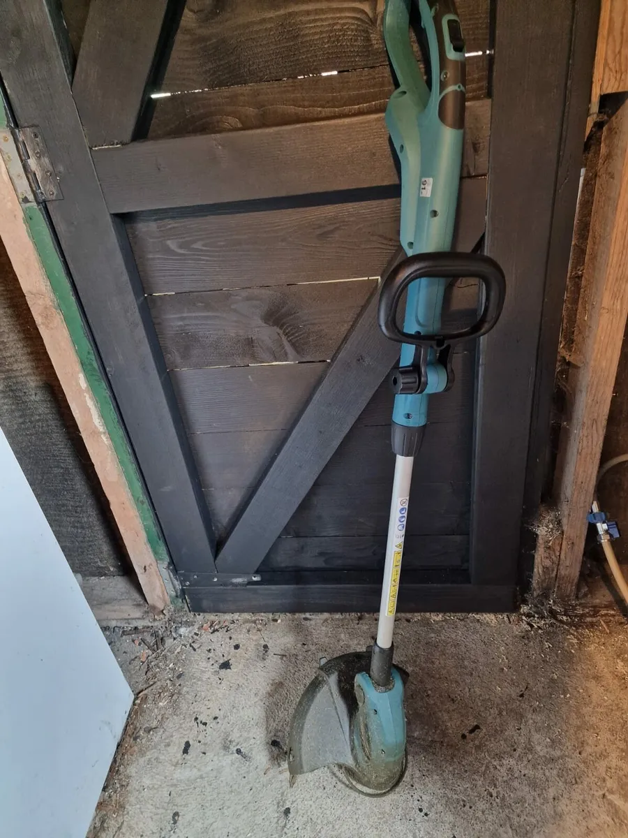 Makita Line Trimmer - Image 2