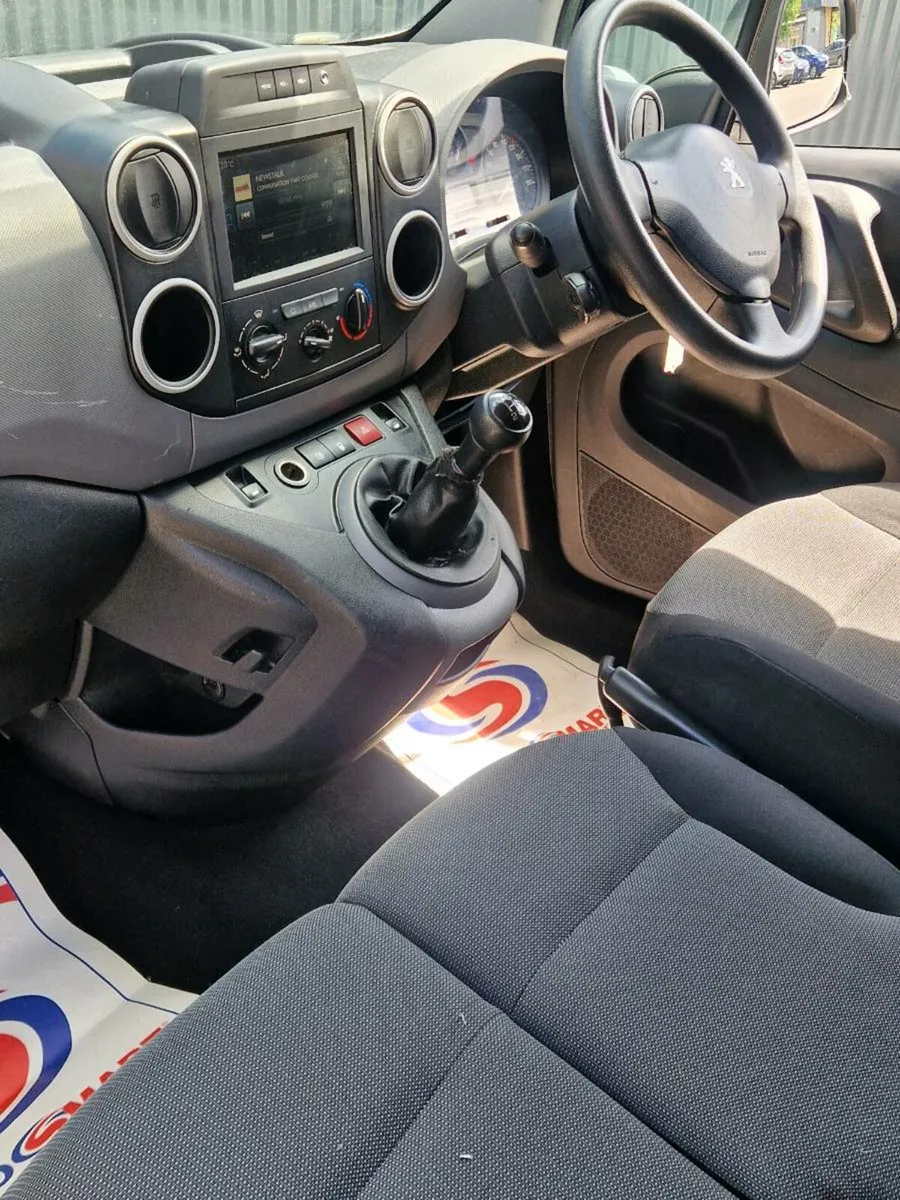 2018 PEUGEOT PARTNER 3SEAT LOW MILEAGE - Image 4