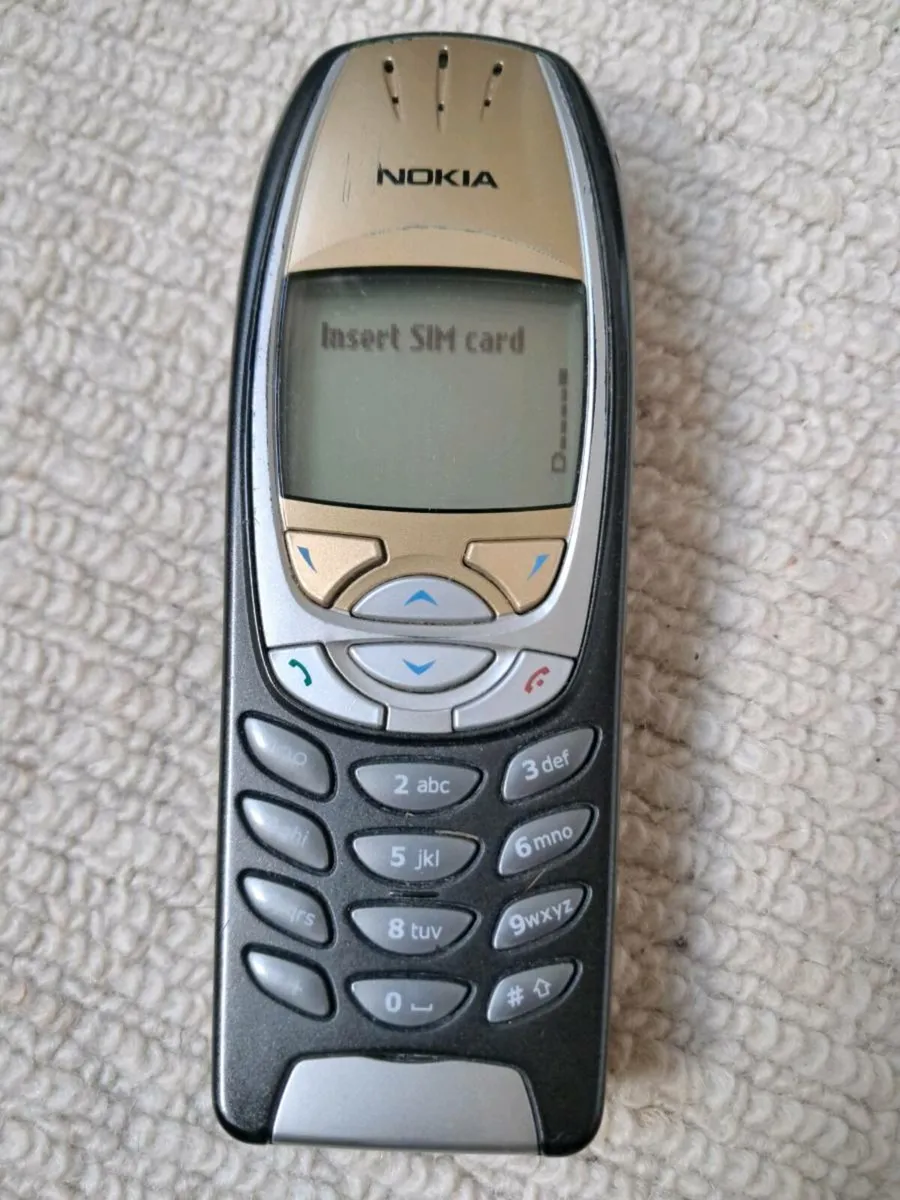 Nokia 6310i Mobile Phone - Image 1
