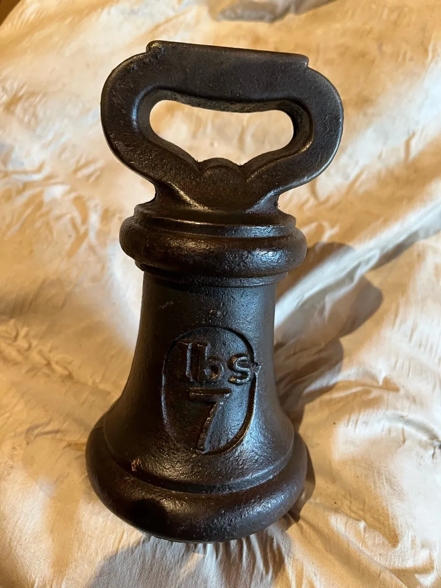 Cast iron bell weight - Image 1
