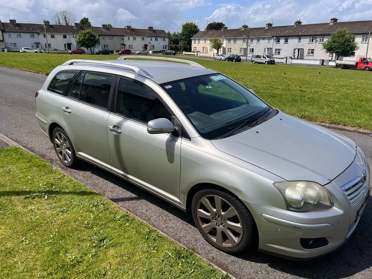 Car - Image 3